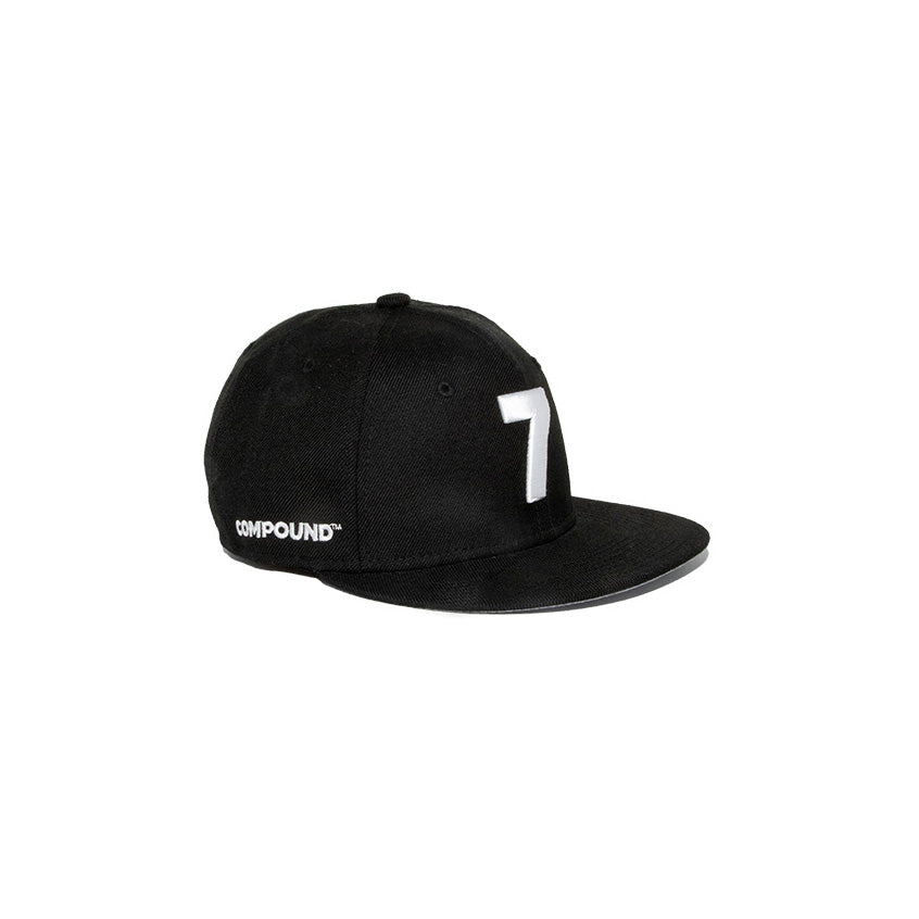 Black '7' Fitted