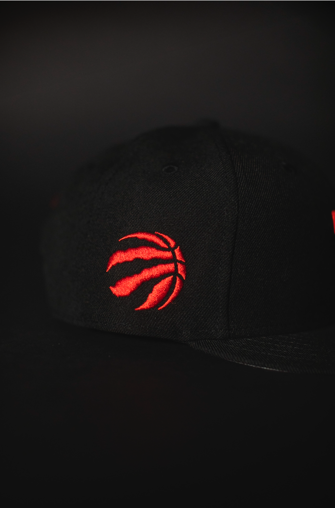 TORONTO RAPTORS 7 SNAPBACK